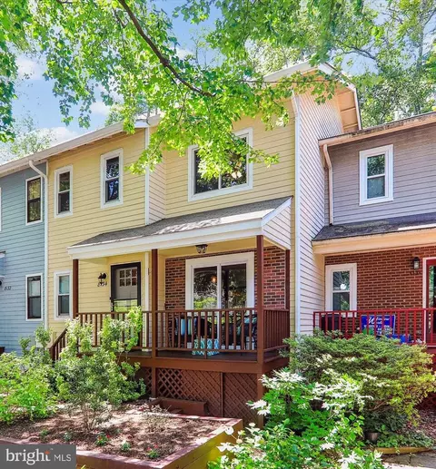 8134 Hartford Ave E, Silver Spring, MD 20910