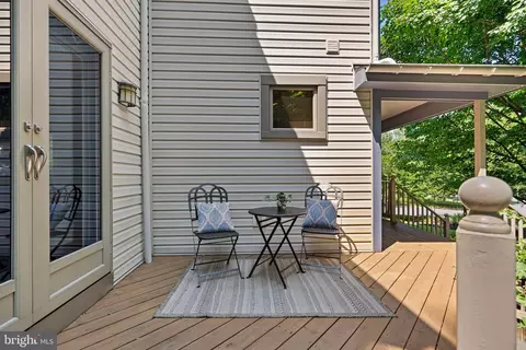 Exterior - 601 Ellsworth Dr, Silver Spring, MD 20910 photo 5 of 11