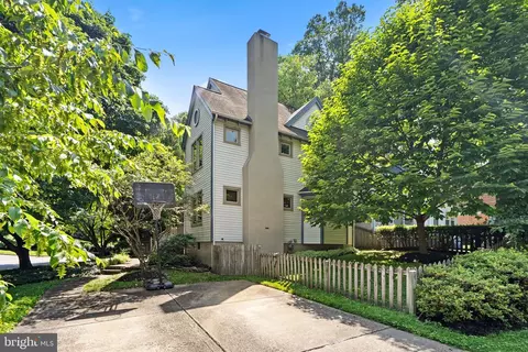 Exterior - 601 Ellsworth Dr, Silver Spring, MD 20910 photo 9 of 11