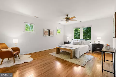 Bedroom - 601 Ellsworth Dr, Silver Spring, MD 20910 photo 1 of 6