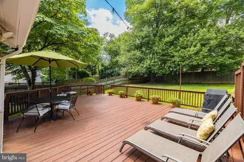Exterior - 10018 Greenock Rd, Silver Spring, MD 20901 photo 4 of 7