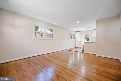 Living - 908 Whitehall St, Silver Spring, MD 20901 photo 4 of 6