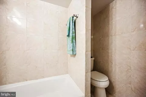 Bath - 908 Whitehall St, Silver Spring, MD 20901 photo 3 of 3