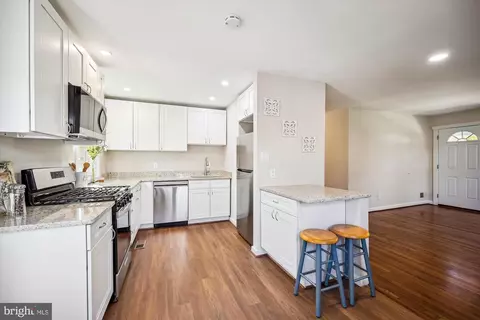 Kitchen - 908 Whitehall St, Silver Spring, MD 20901 photo 3 of 4