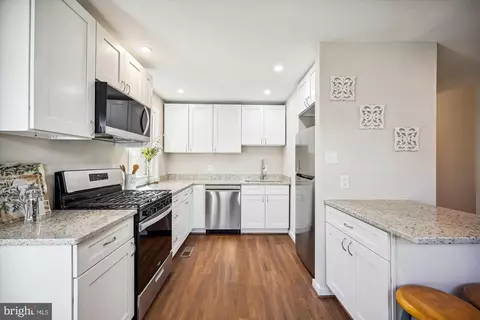 Kitchen - 908 Whitehall St, Silver Spring, MD 20901 photo 2 of 4