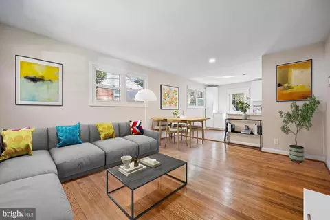 Living - 908 Whitehall St, Silver Spring, MD 20901 photo 3 of 6