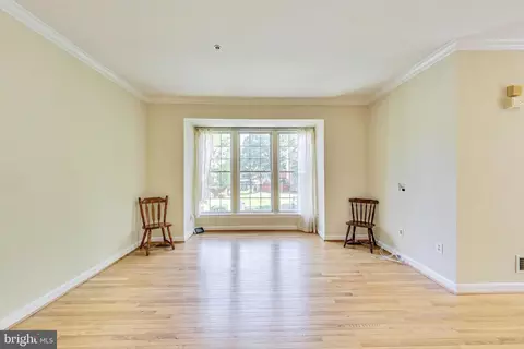 2142 Elm Tree Ln, Silver Spring, MD 20906 photo 7