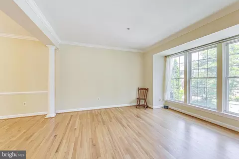 2142 Elm Tree Ln, Silver Spring, MD 20906 photo 5