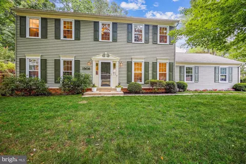 1906 Mica Dr, Silver Spring, MD 20904