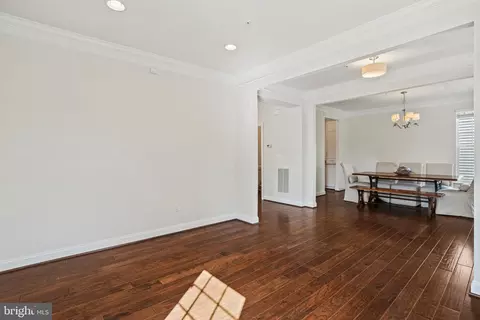 1207 Sweetbay Pl, Silver Spring, MD 20906 photo 6