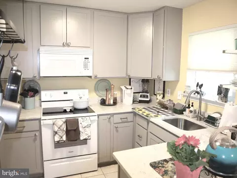 Kitchen - 2948 Strauss Ter, Silver Spring, MD 20904 photo 2 of 3