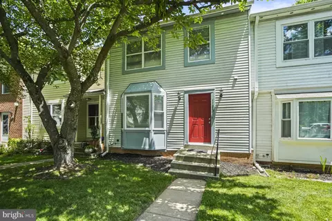 11623 Summer Oak Dr, Germantown, MD 20874