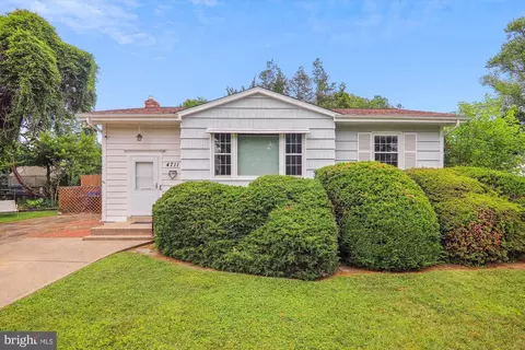 4711 Eades St, Rockville, MD 20853