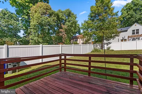 11413 Heather Crest Ln, Silver Spring, MD 20902 photo 6