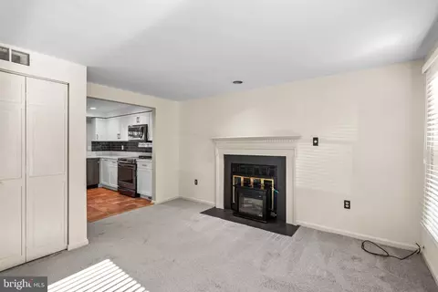11413 Heather Crest Ln, Silver Spring, MD 20902 photo 10