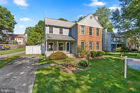11413 Heather Crest Ln, Silver Spring, MD 20902