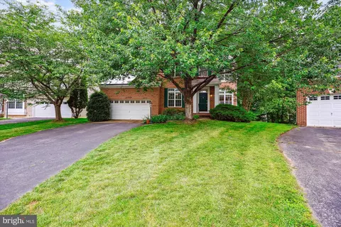 11206 Golden Meadow Ct, Gaithersburg, MD 20878