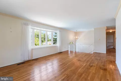 3820 Wilberta St, Olney, MD 20832 photo 6