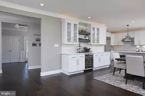 Entry Way - 17017 Clear Creek Dr, Silver Spring, MD 20905 photo 4 of 10