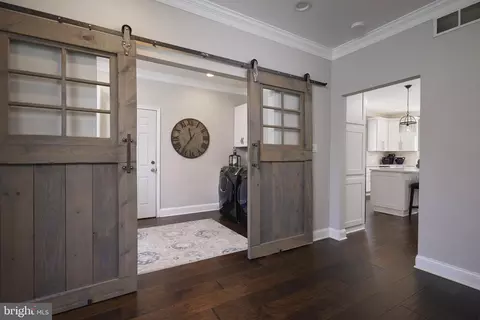 Entry Way - 17017 Clear Creek Dr, Silver Spring, MD 20905 photo 5 of 10