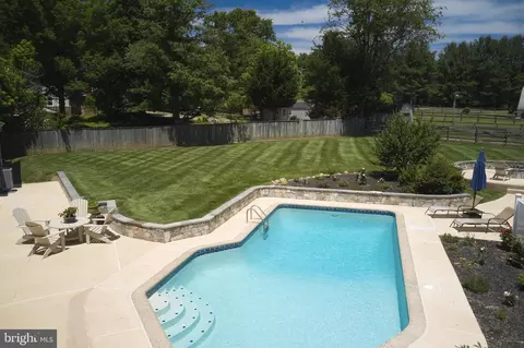 Exterior - 17017 Clear Creek Dr, Silver Spring, MD 20905 photo 5 of 9
