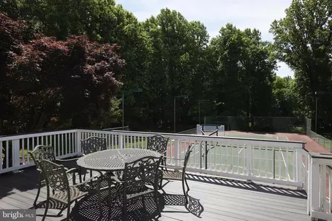 Exterior - 17017 Clear Creek Dr, Silver Spring, MD 20905 photo 8 of 9