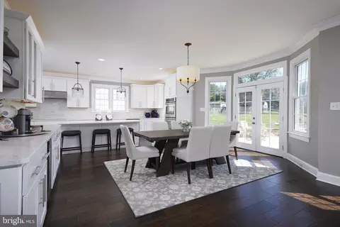 Dining - 17017 Clear Creek Dr, Silver Spring, MD 20905 photo 5 of 9
