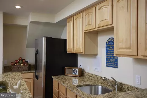 Kitchen - 17017 Clear Creek Dr, Silver Spring, MD 20905 photo 7 of 8