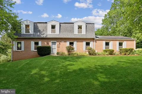 9711 Brink Rd, Gaithersburg, MD 20882