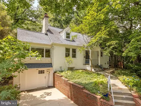 7810 Garland Ave, Takoma Park, MD 20912