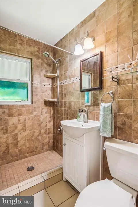 10707 Douglas Ave, Silver Spring, MD 20902 photo 28