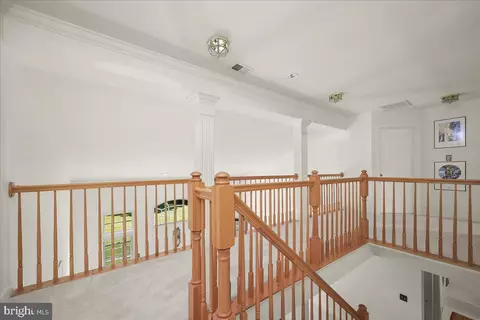 Entry Way - 806 Lindsey Manor Ln, Silver Spring, MD 20905 photo 3 of 4