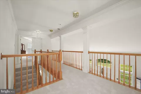 Entry Way - 806 Lindsey Manor Ln, Silver Spring, MD 20905 photo 4 of 4