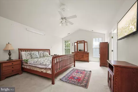 Bedroom - 806 Lindsey Manor Ln, Silver Spring, MD 20905 photo 4 of 6