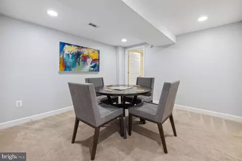 7903 Declaration Ln, Potomac, MD 20854 photo 21
