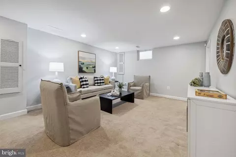 7903 Declaration Ln, Potomac, MD 20854 photo 20