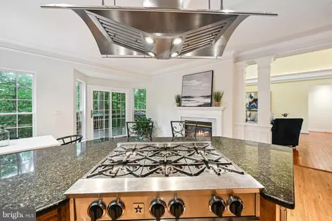 14304 Royal Forest Ln, Silver Spring, MD 20904 photo 18