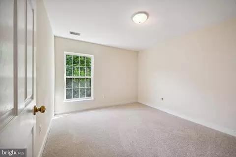 14304 Royal Forest Ln, Silver Spring, MD 20904 photo 36
