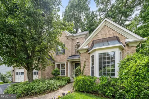 14304 Royal Forest Ln, Silver Spring, MD 20904 photo 2