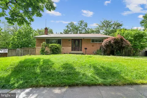 3715 Kenway St, Silver Spring, MD 20906