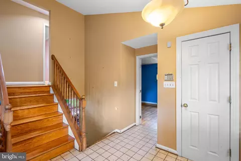 Entry Way - 3715 Kenway St, Silver Spring, MD 20906 photo 3 of 3