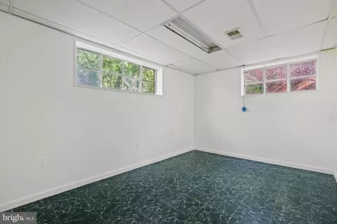 11007 Bucknell Dr, Silver Spring, MD 20902 photo 22