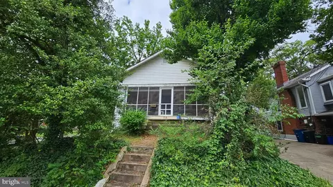 712 Richmond Ave, Silver Spring, MD 20910 photo 2