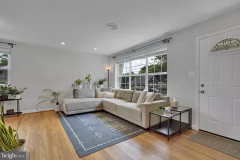 2411 Darrow St, Silver Spring, MD 20902 photo 6