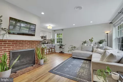 2411 Darrow St, Silver Spring, MD 20902 photo 5