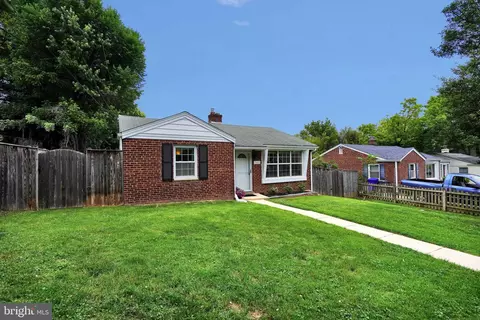 2411 Darrow St, Silver Spring, MD 20902 photo 2