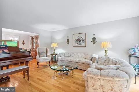Living - 2216 Hidden Valley Ln, Silver Spring, MD 20904 photo 1 of 2