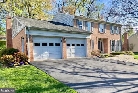 2216 Hidden Valley Ln, Silver Spring, MD 20904