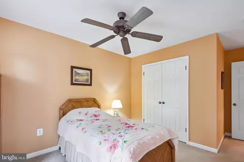 Bedroom - 2216 Hidden Valley Ln, Silver Spring, MD 20904 photo 8 of 10