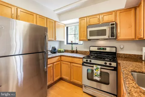 7923 Eastern Ave #301, Silver Spring, MD 20910 photo 23